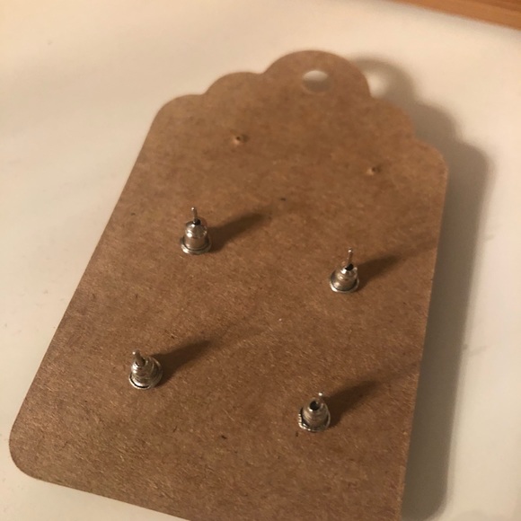 Jtushy- earrings by Jenna Jameson - Picture 4 of 4